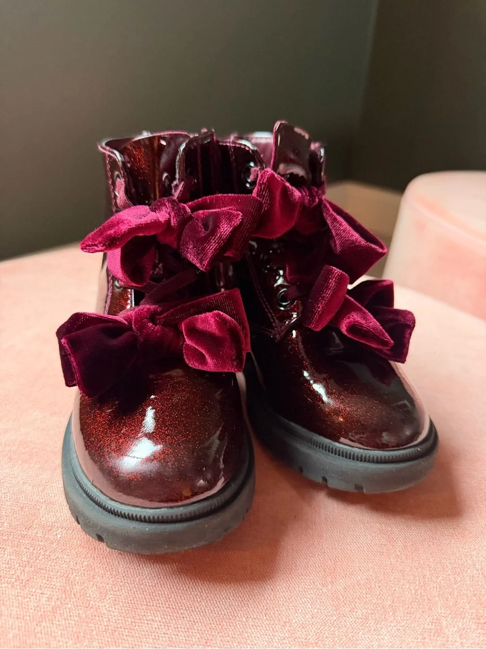Cat & Jack Girls Burgundy Shimmer Patent Velvet Bow Boots | 11